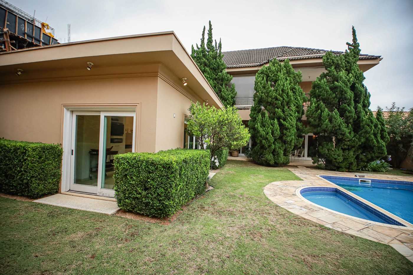 CASA ALTO PADRÃO!