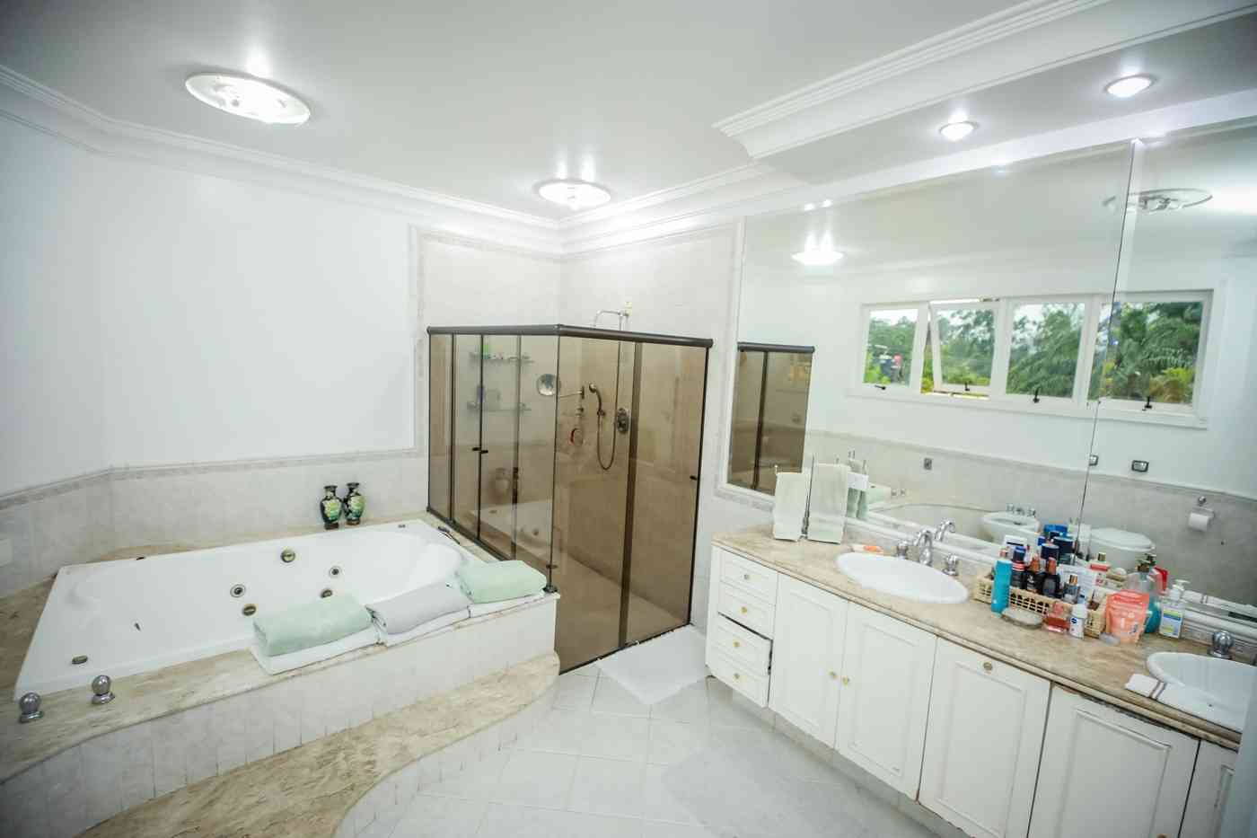 CASA ALTO PADRÃO!