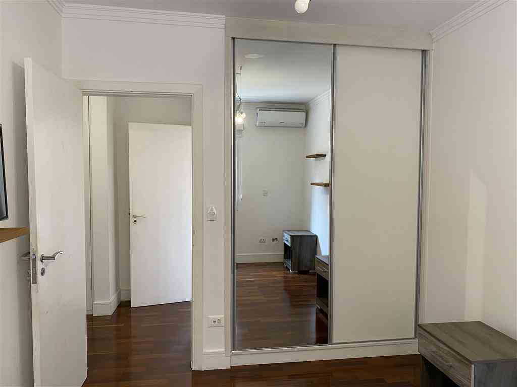 CASA EM ALPHAVILLE!