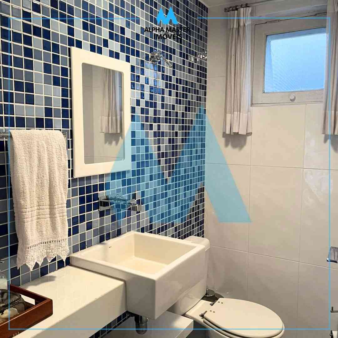 CASA COM SUÍTE NO TÉRREO!