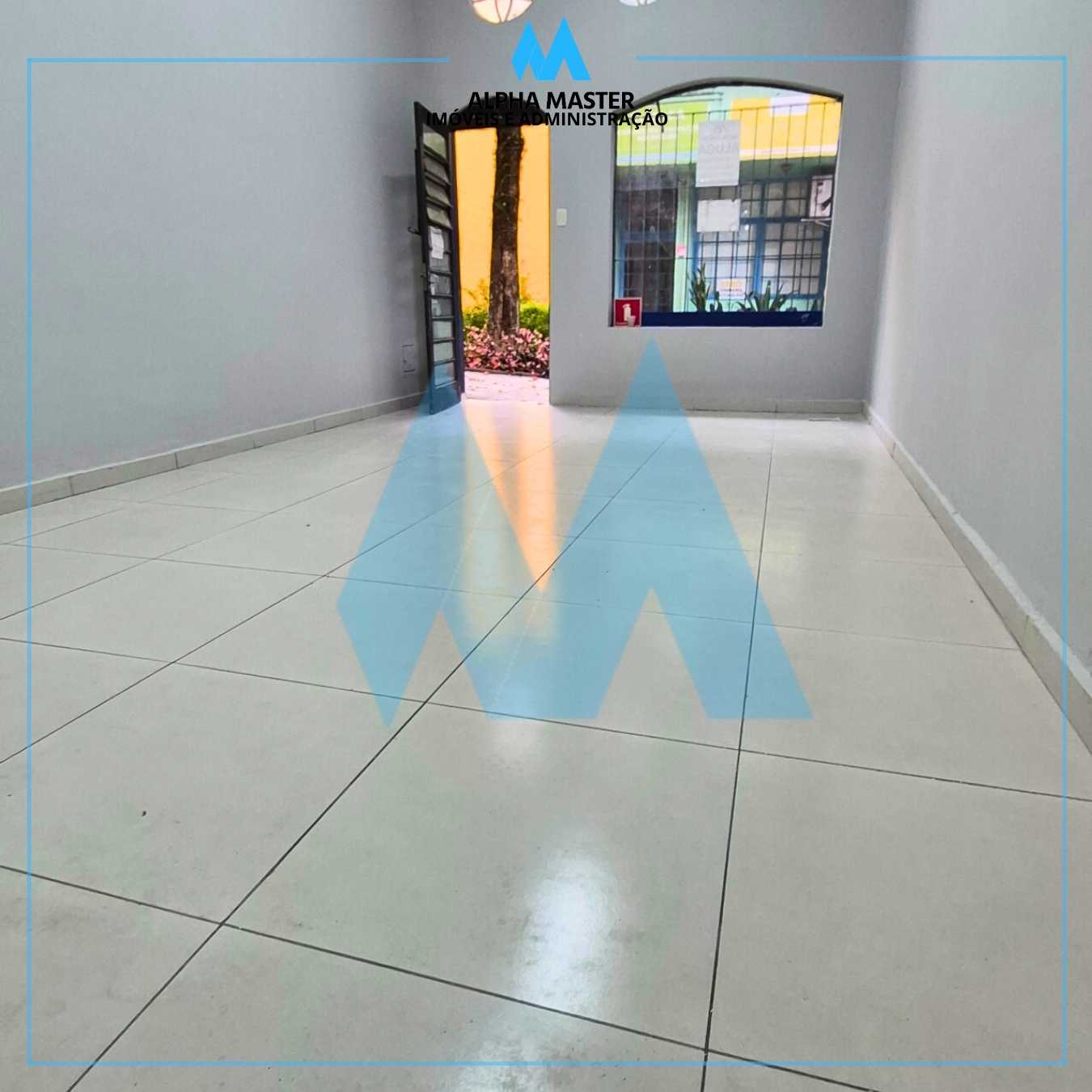 LOJA REFORMADA NO CENTRO COMERCIAL ALPHAVILLE