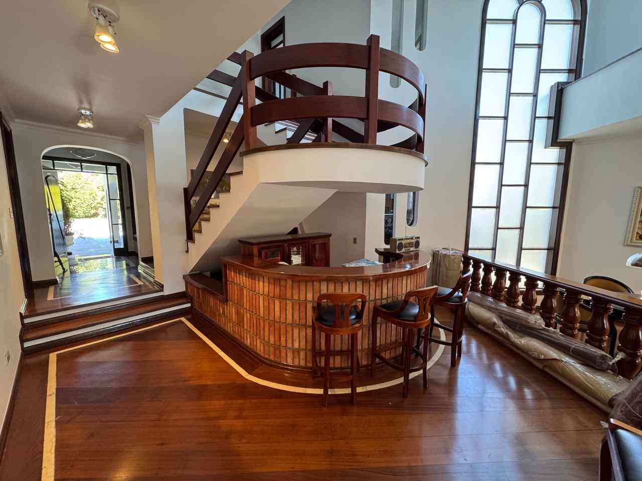 CASA MOBILIADA!