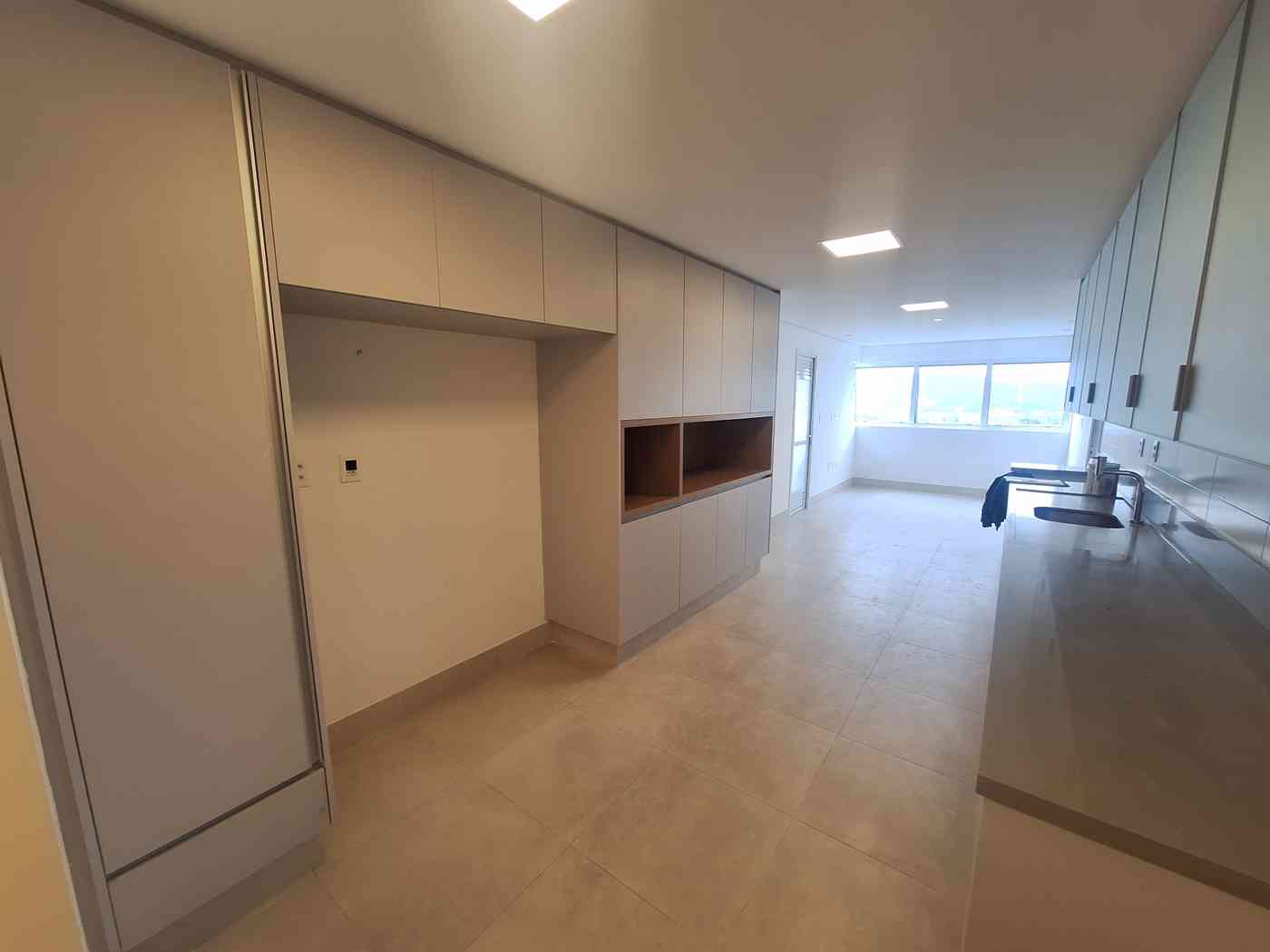 PRÉDIO NOVO, DUPLEX!