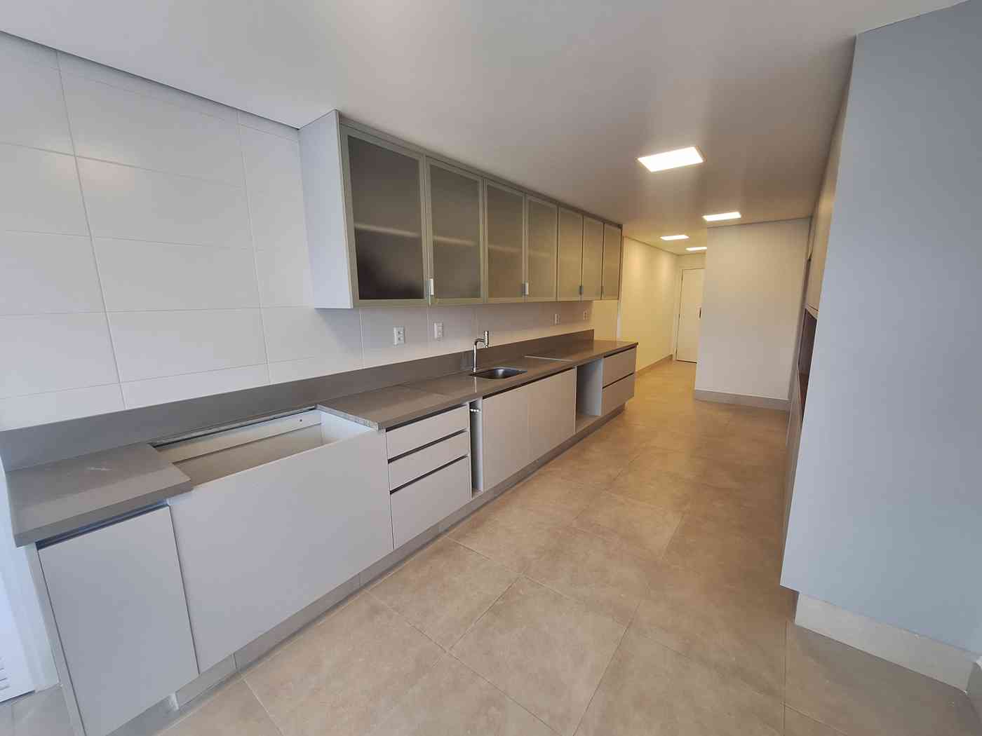PRÉDIO NOVO, DUPLEX!
