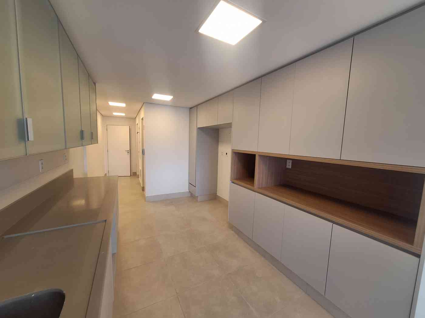 PRÉDIO NOVO, DUPLEX!