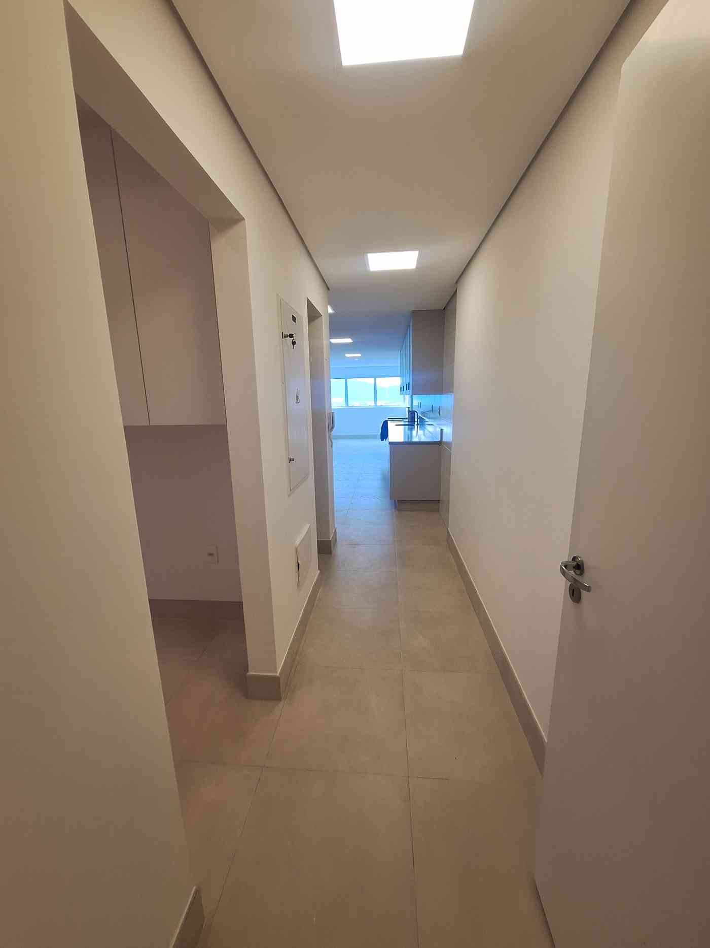 PRÉDIO NOVO, DUPLEX!