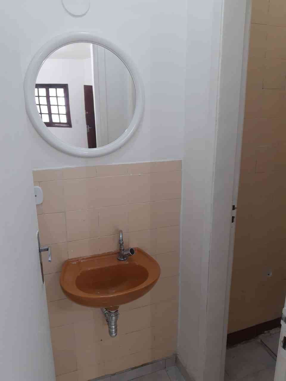 PRÉDIO A VENDA NO CENTRO COMERCIAL ALPHAVILLE!