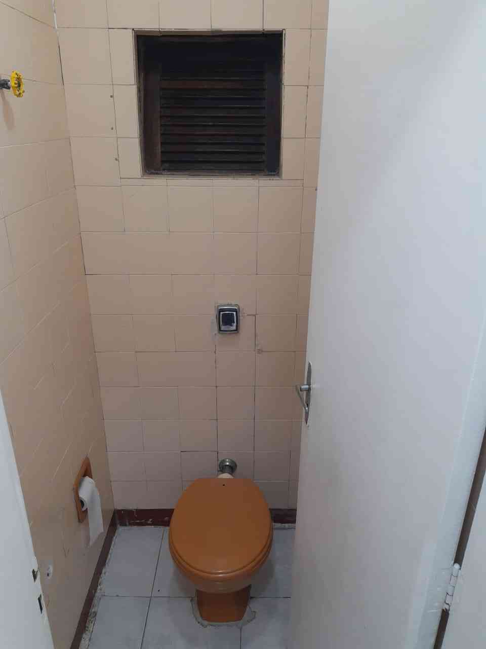 PRÉDIO A VENDA NO CENTRO COMERCIAL ALPHAVILLE!