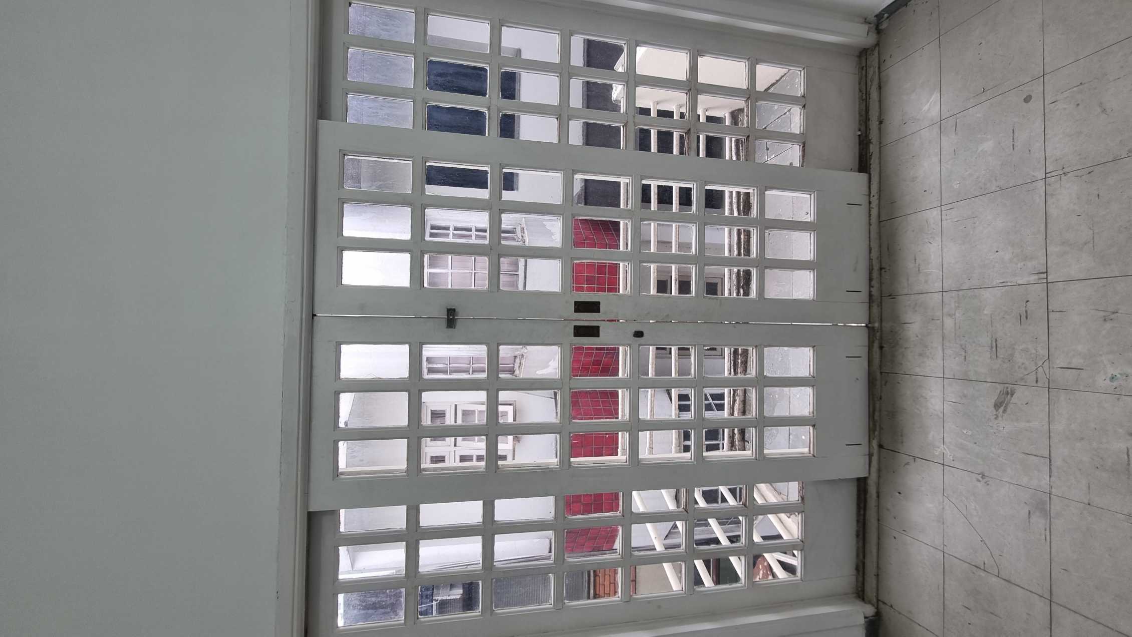 PRÉDIO A VENDA NO CENTRO COMERCIAL ALPHAVILLE!