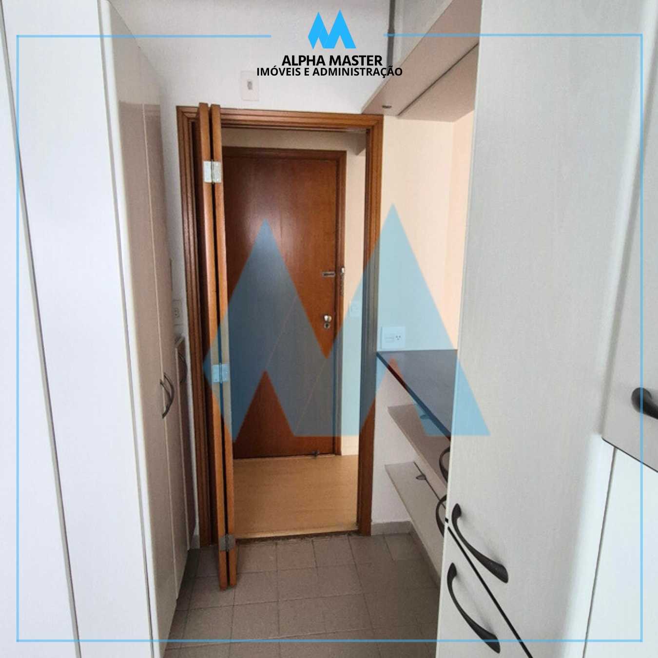 APARTAMENTO NO CENTRO DE ALPHAVILLE!