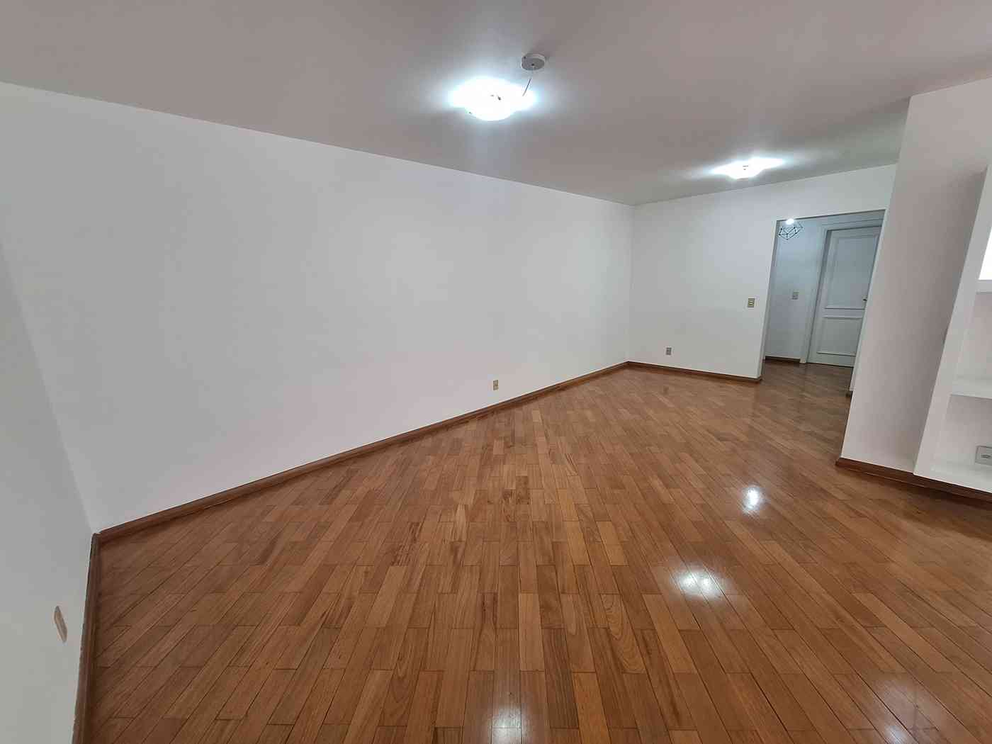 APARTAMENTO NO CENTRO DE ALPHAVILLE!