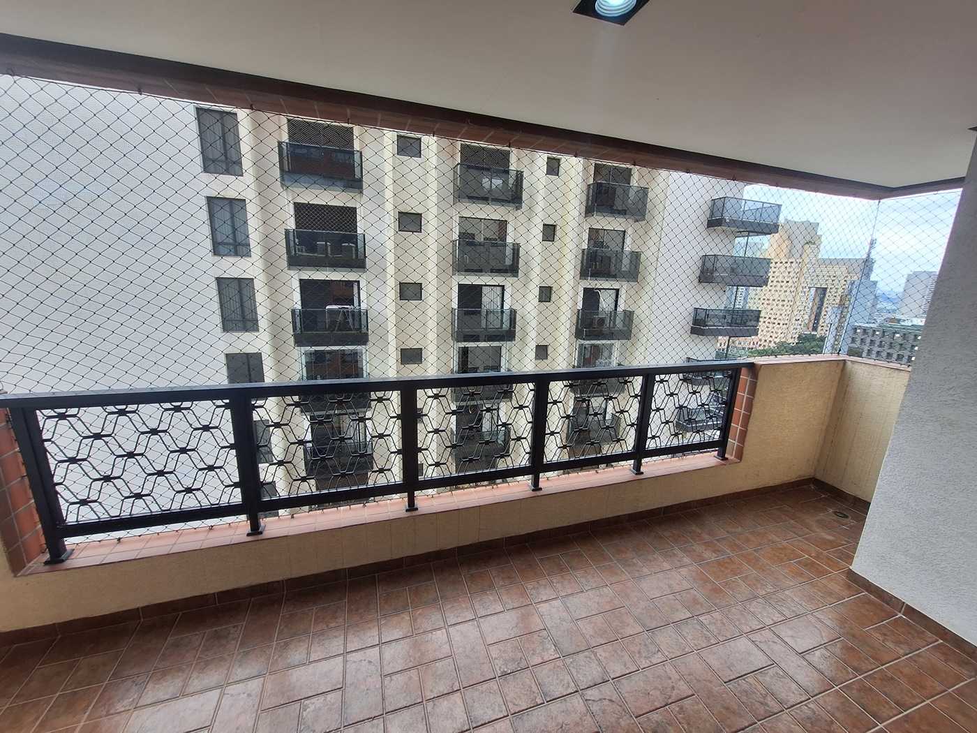 APARTAMENTO NO CENTRO DE ALPHAVILLE!