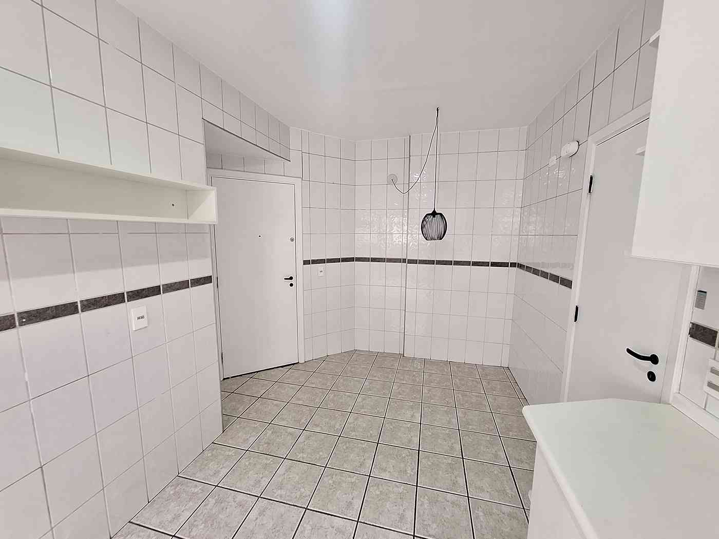 APARTAMENTO NO CENTRO DE ALPHAVILLE!