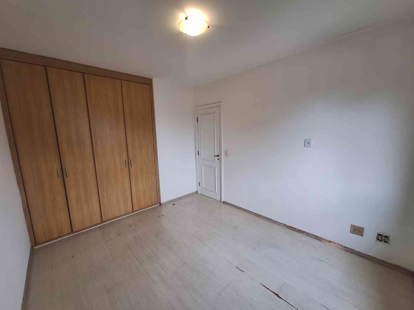 APARTAMENTO NO CENTRO DE ALPHAVILLE!