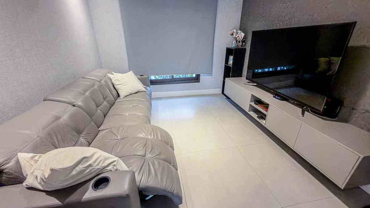LINDA CASA EM CONDOMÍNIO ALTO PADRÃO!