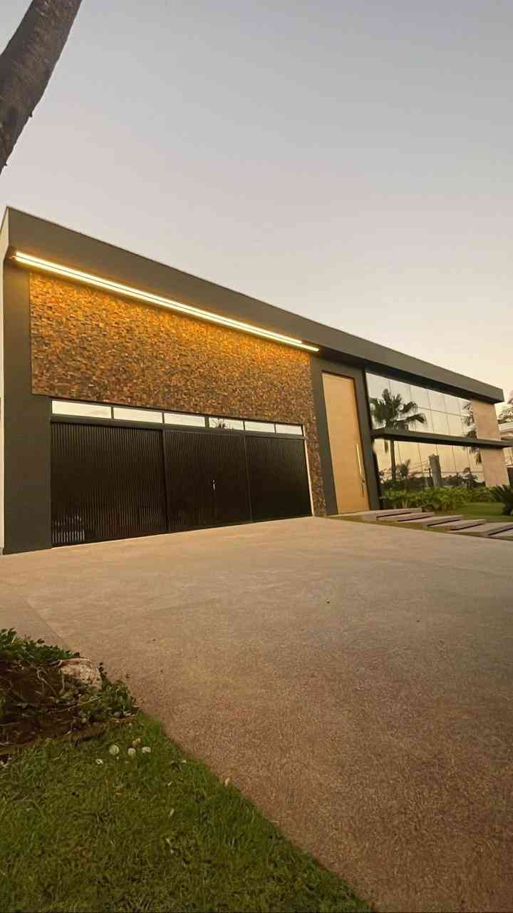 CASA ALTO PADRÃO!