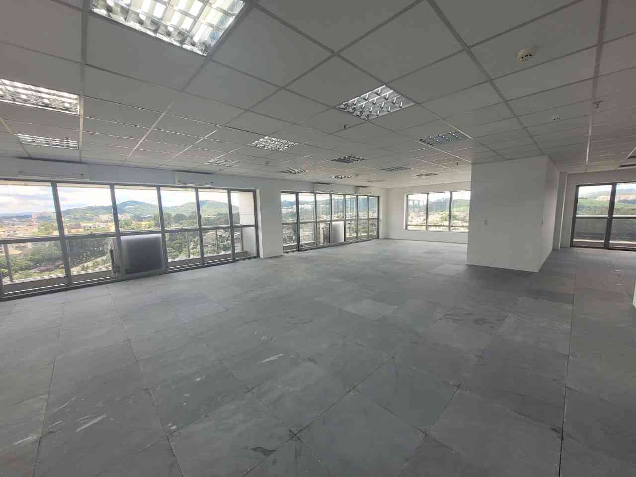 SALA PRONTA PARA USO!