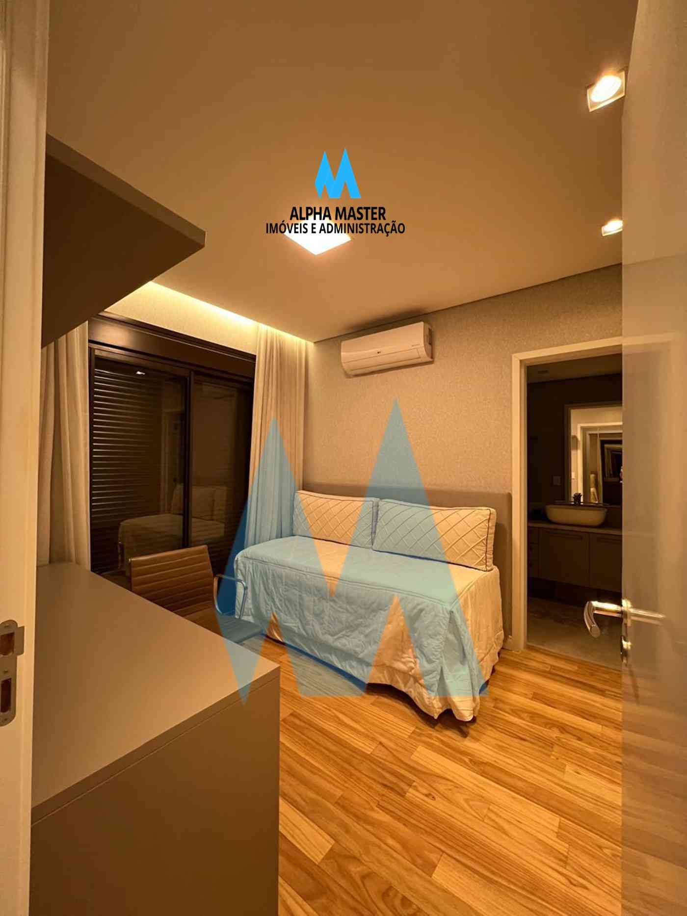 Apartamento mobiliado no Ed. Atria Alphaville - 03 suítes e 04 vagas