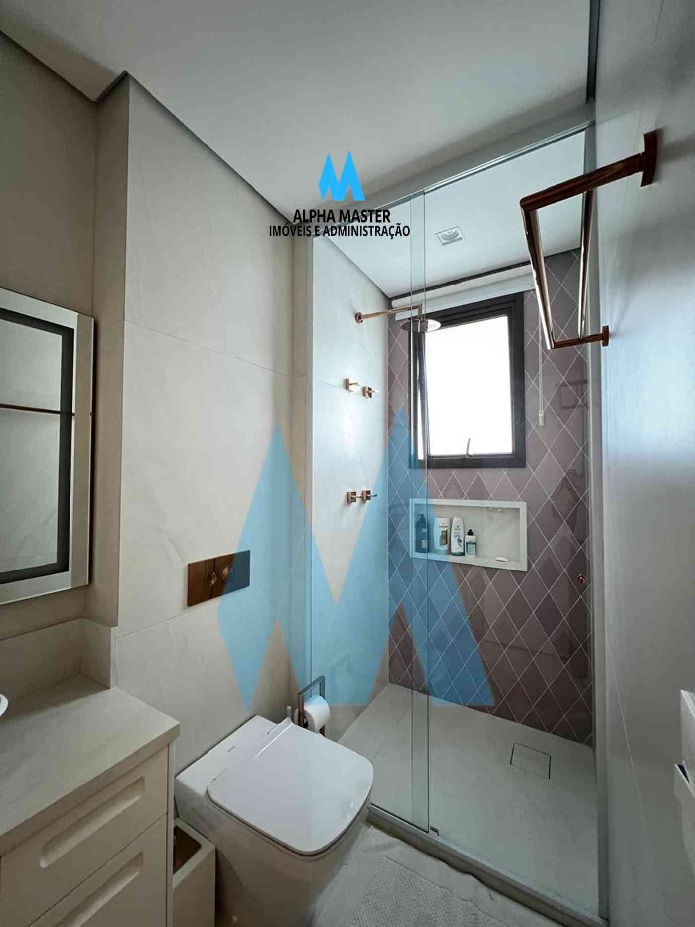 Apartamento mobiliado no Ed. Atria Alphaville - 03 suítes e 04 vagas