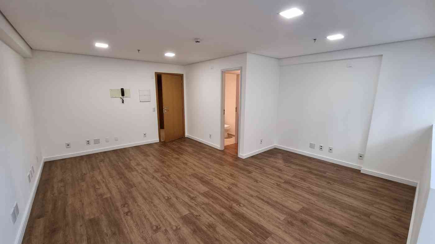 SALA COMERCIAL PARA LOCAÇÃO EM ALPHAVILLE -  OFFICE GRAJAÚ!