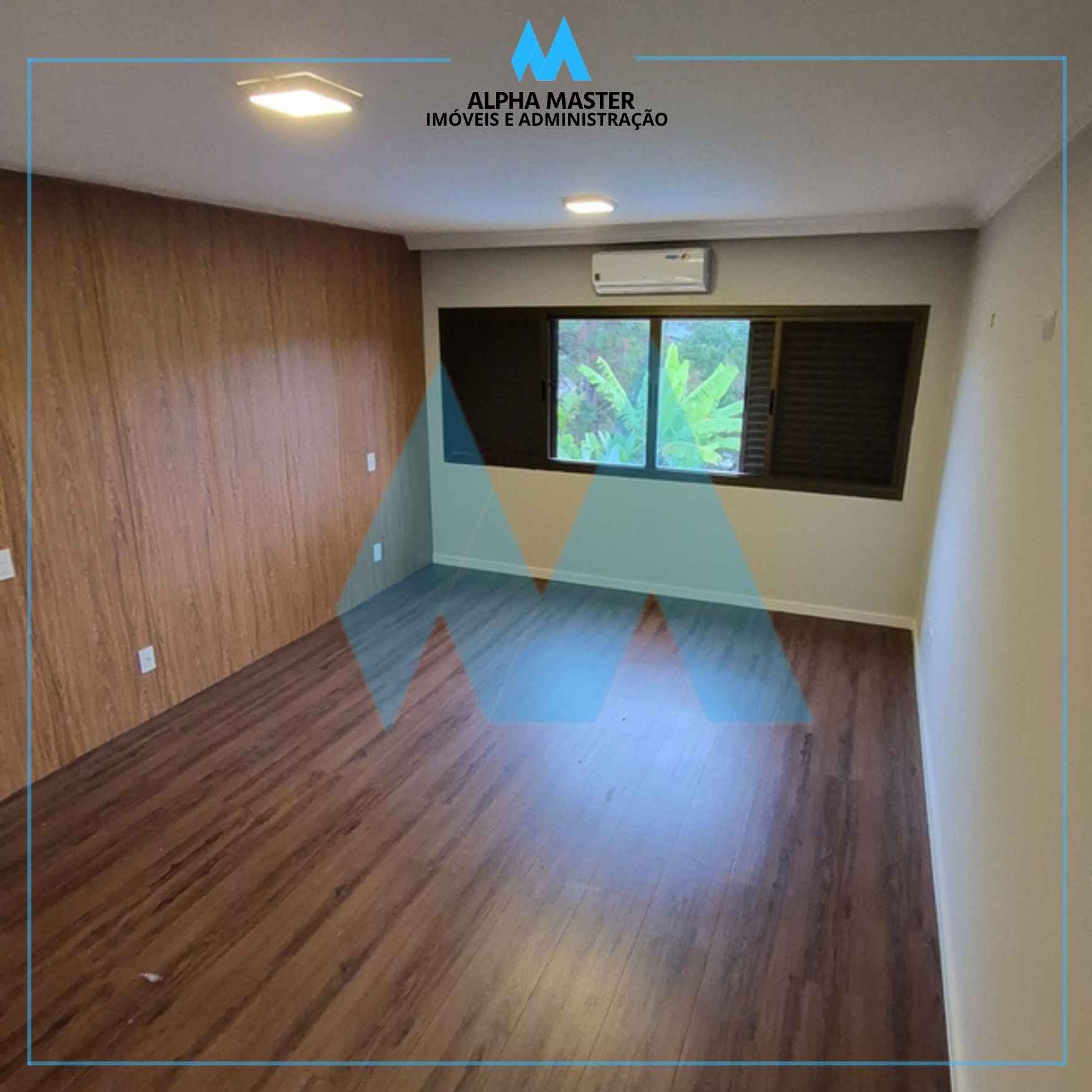 Casa com vista livre no Alpha 12!