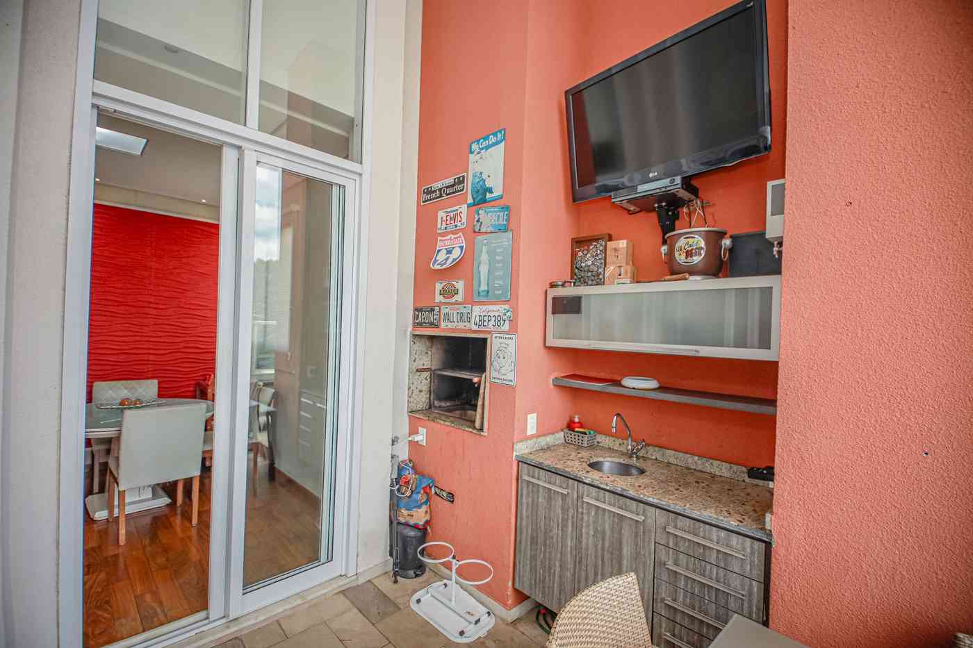 Varanda gourmet e piscina privativa!