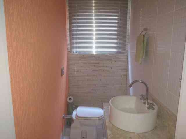 LINDO SOBRADO NO JD. JOVAIA COM SÓTON