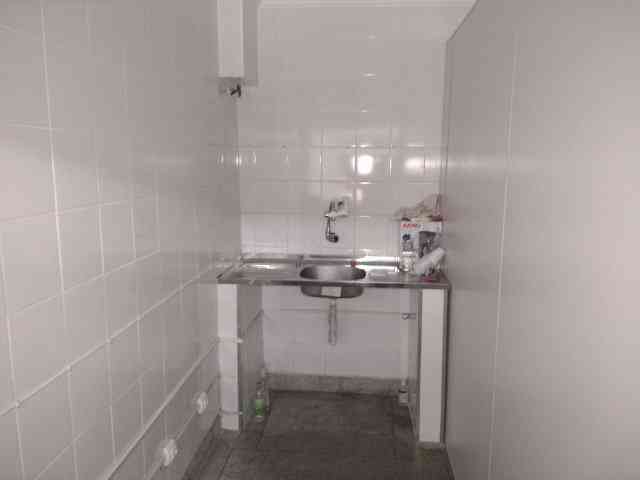 GALPÃO COM 210,00 M² NO MACEDO