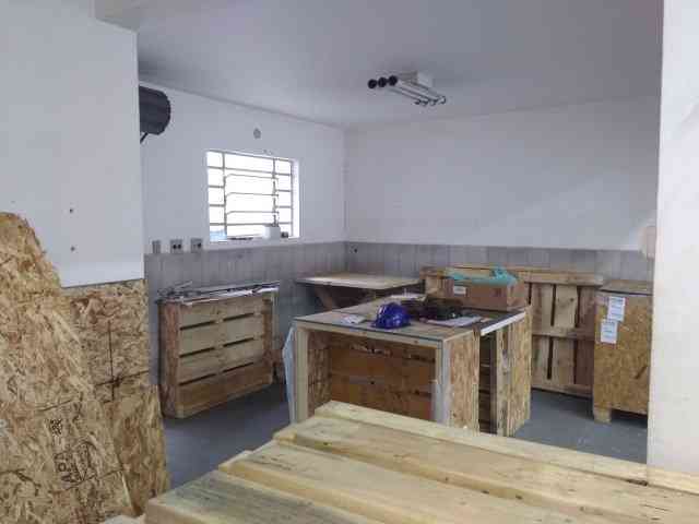 GALPÃO COM 210,00 M² NO MACEDO