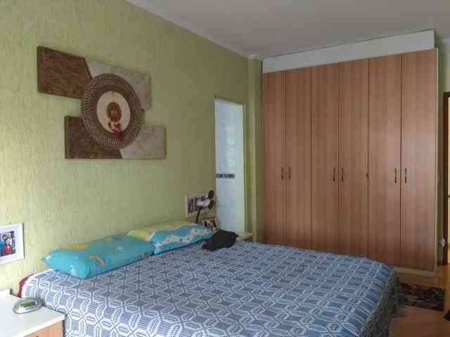 SOBRADO NO COCAIA COM 03 SUÍTES