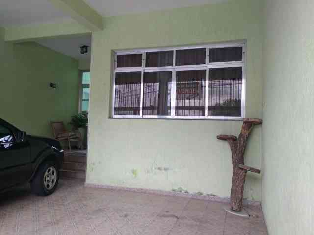 SOBRADO NO COCAIA COM 03 SUÍTES