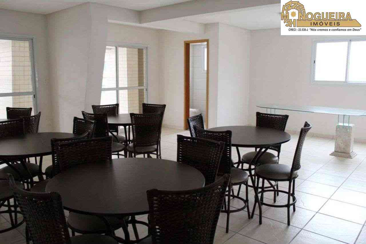 APTO NA PRAIA GRANDE - VILA TUPI REF.: 3222