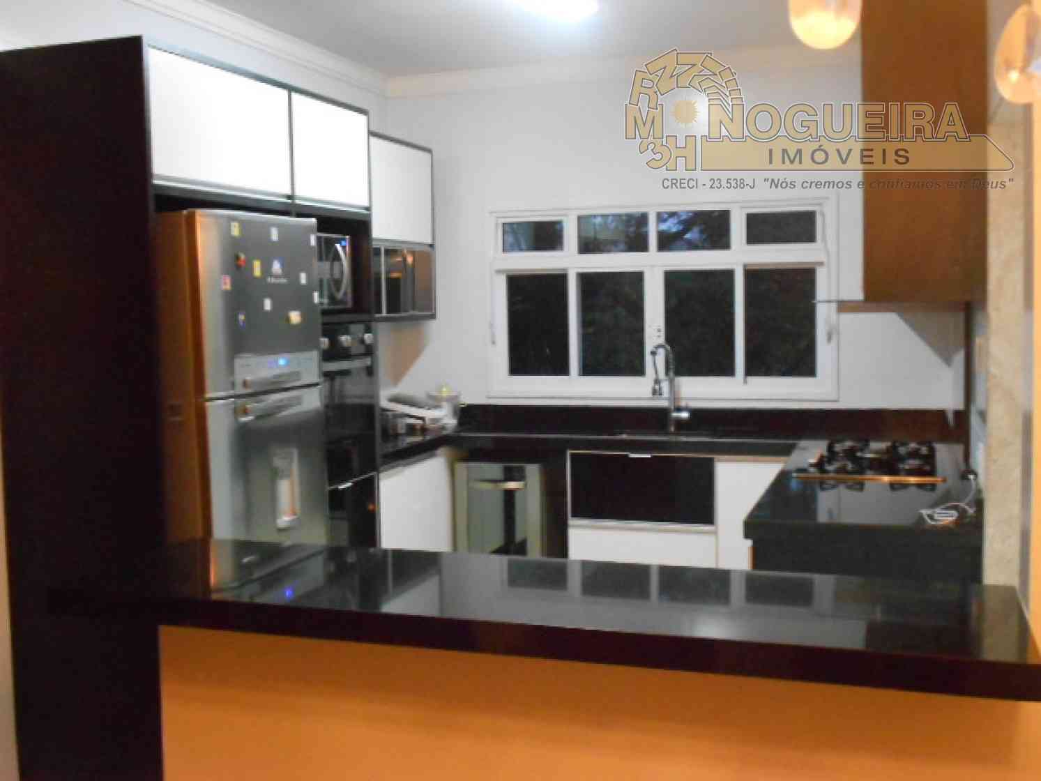 Sobrado 3 Suítes Torres Tibagy