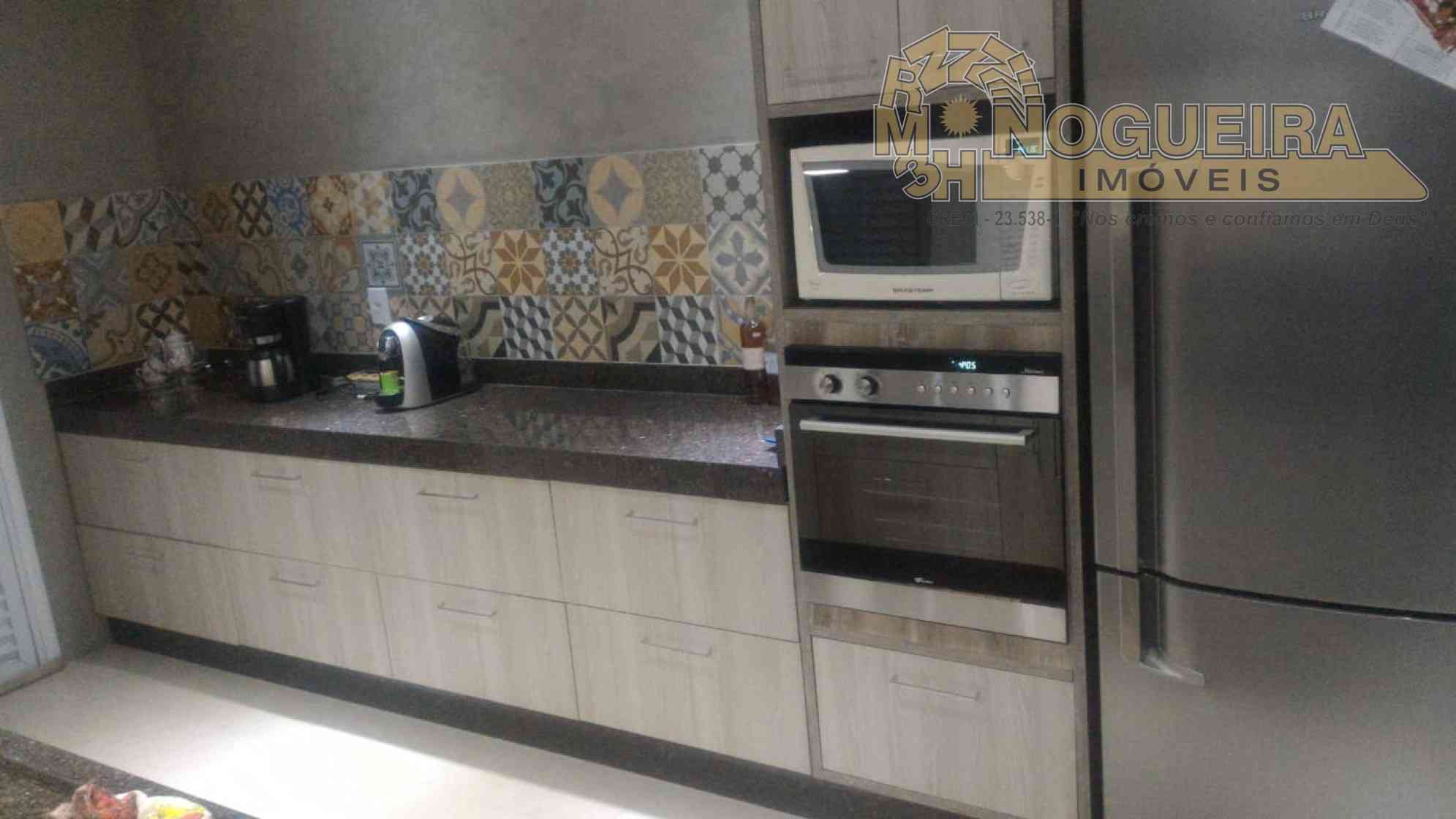 SOBRADO PADRÃO CONDOMÍNIO PHYTUS - ITUPEVA-CABREUVA