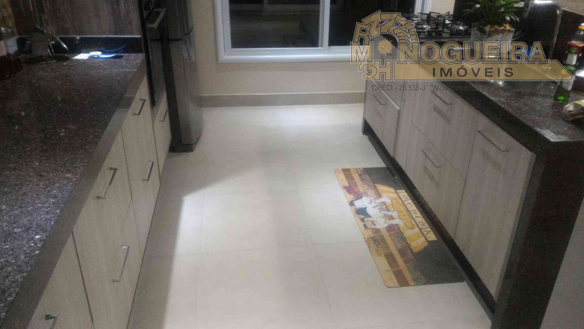 SOBRADO PADRÃO CONDOMÍNIO PHYTUS - ITUPEVA-CABREUVA