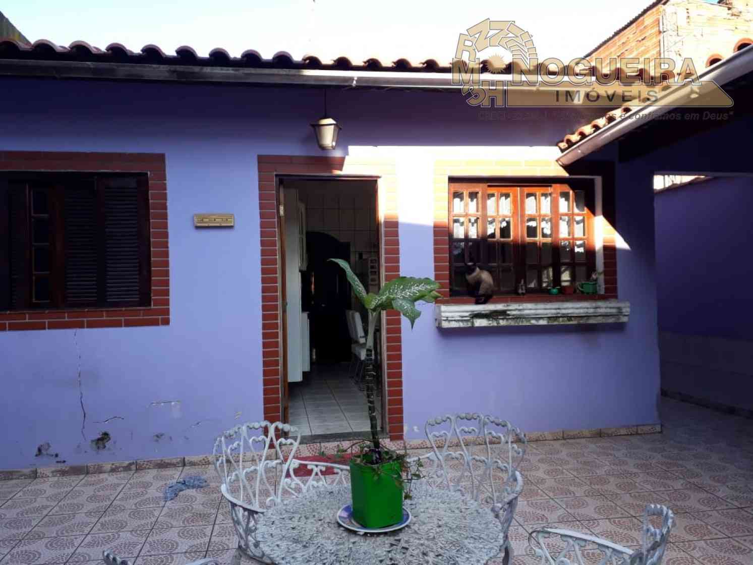 BELÍSSIMA CASA PQ. SANTO ANTÔNIO - REF.:3645-3