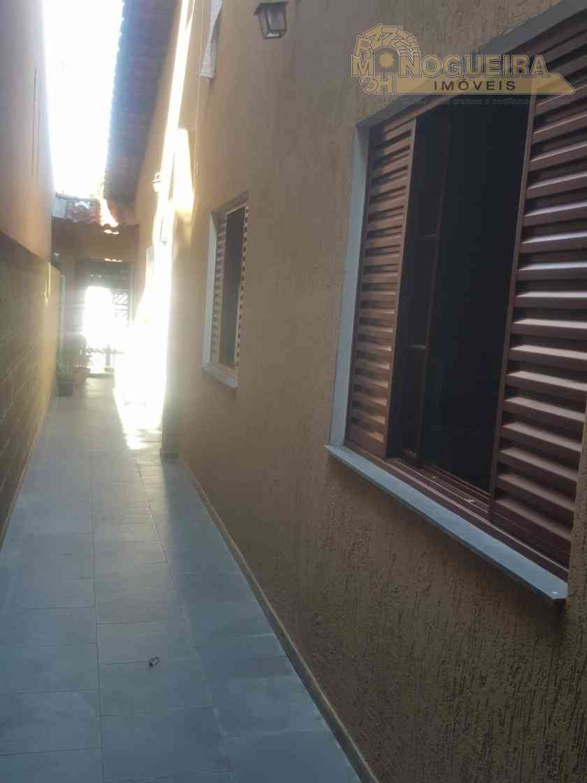 Casa Térrea no Jd. Gracinda Ref 3685