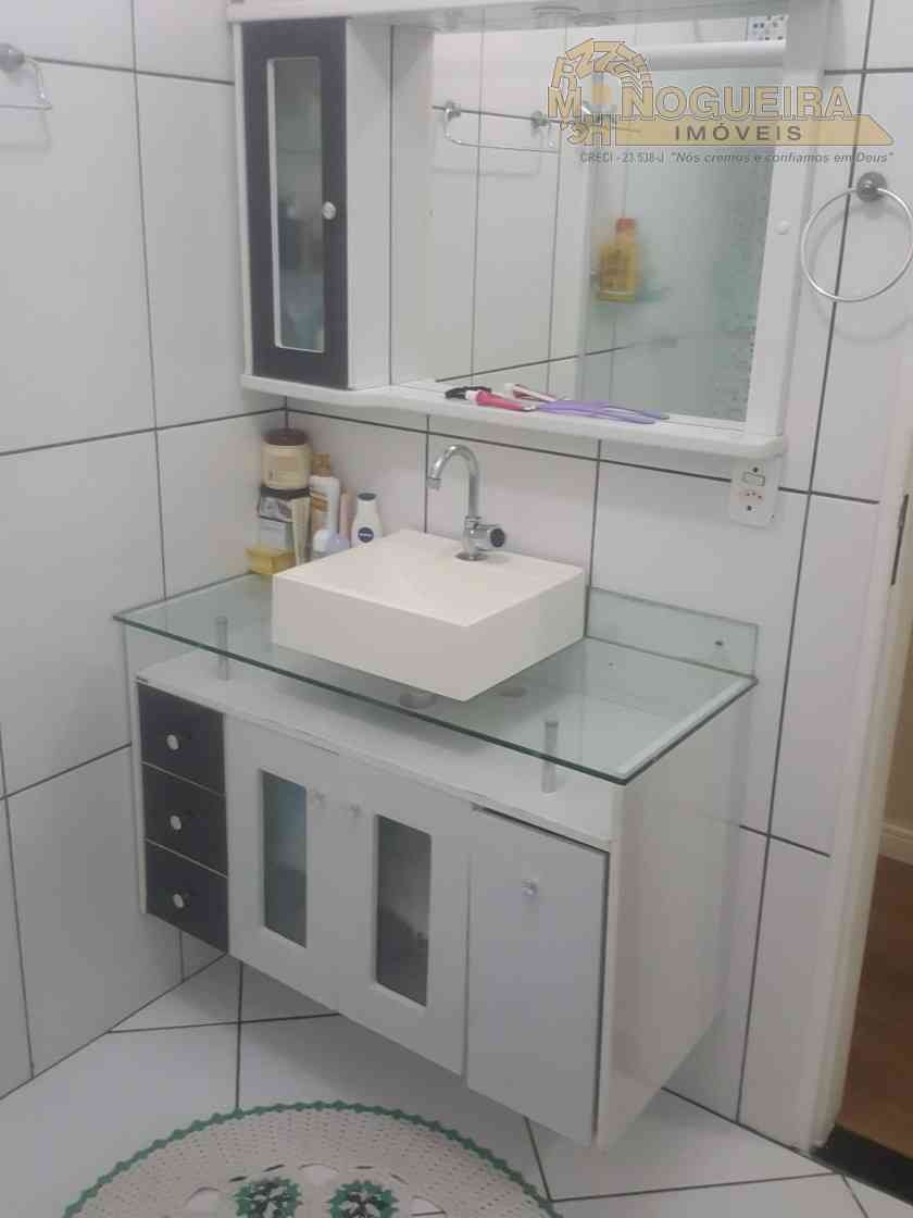 Casa Térrea no Jd. Gracinda Ref 3685