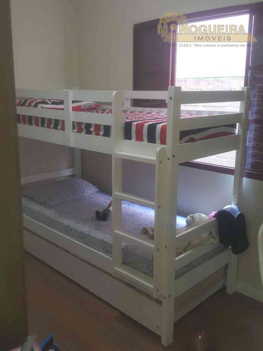 Casa Térrea no Jd. Gracinda Ref 3685