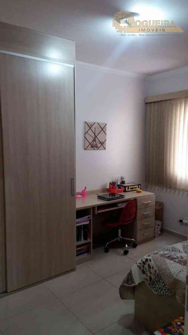 Apartamento Condomínio Pq. Clube Vila Augusta