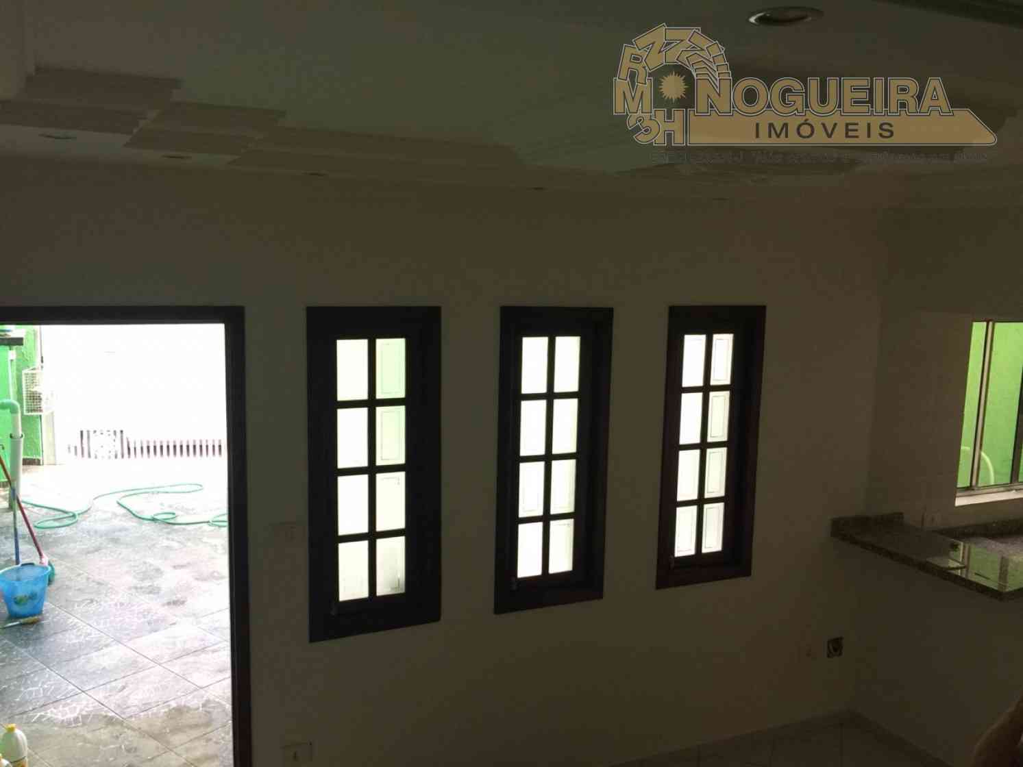 Lindo Sobrado Jardim flor do campo - Vila barros