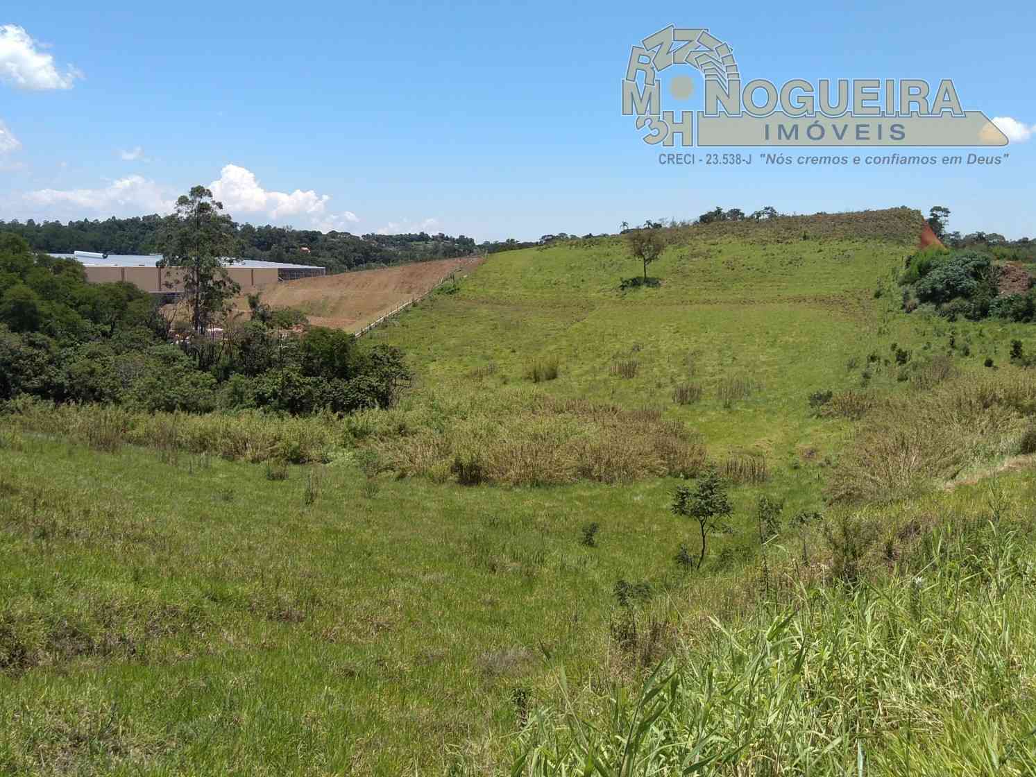 Área Industríal em Áruja  - 107.000  M² - Zup 2 e 3