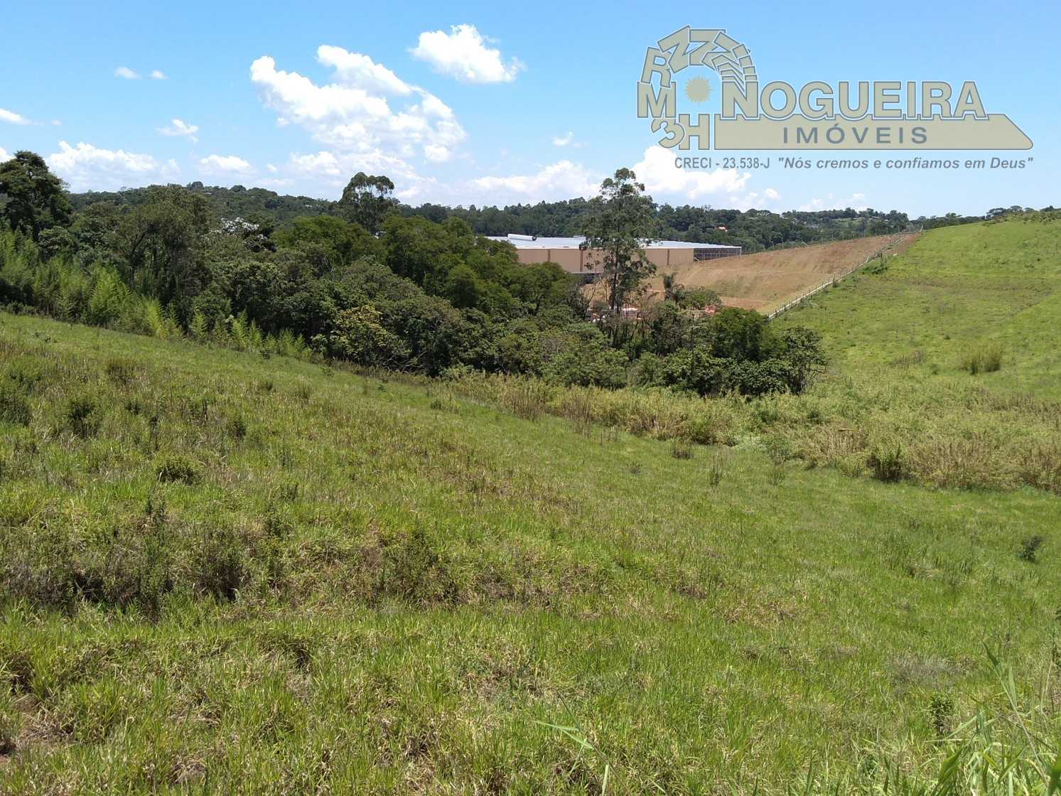 Área Industríal em Áruja  - 107.000  M² - Zup 2 e 3