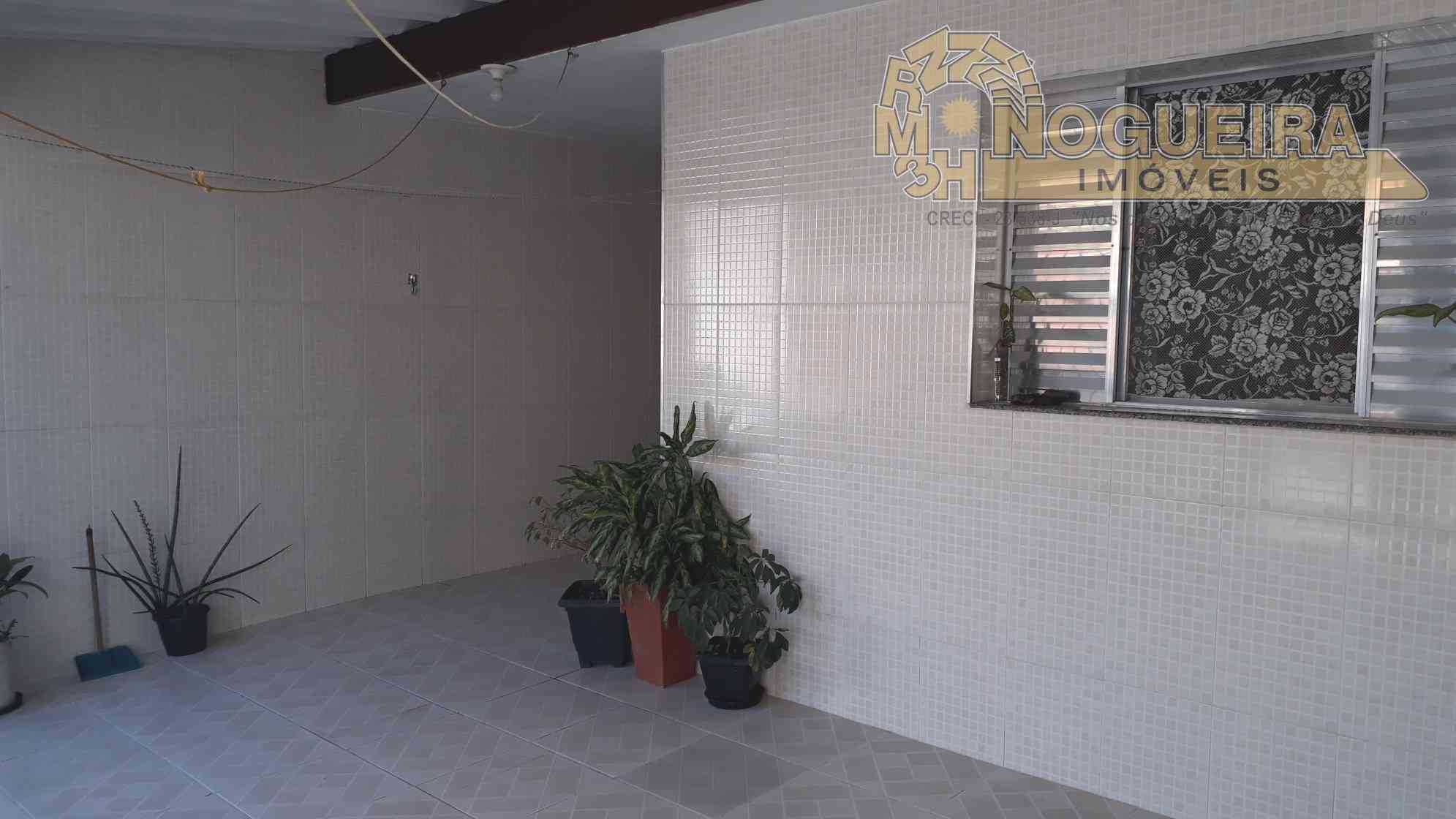 Casa térrea no bairro Macedo ref. 4022-4