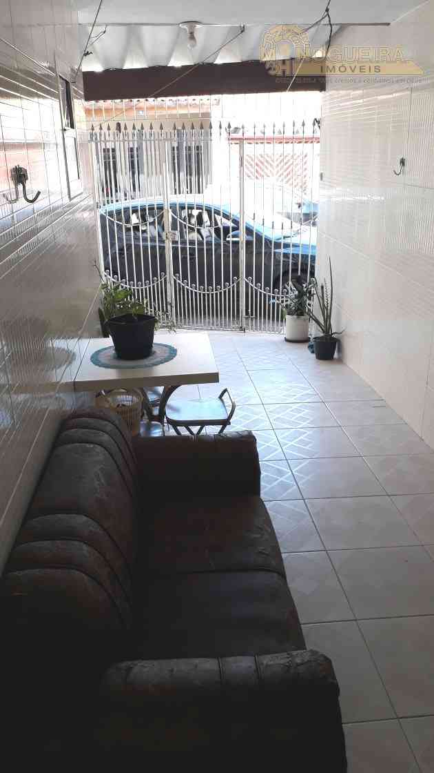 Casa térrea no bairro Macedo ref. 4022-4