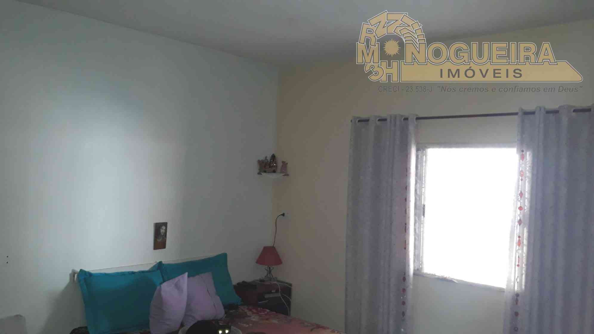 Casa térrea no bairro Macedo ref. 4022-4