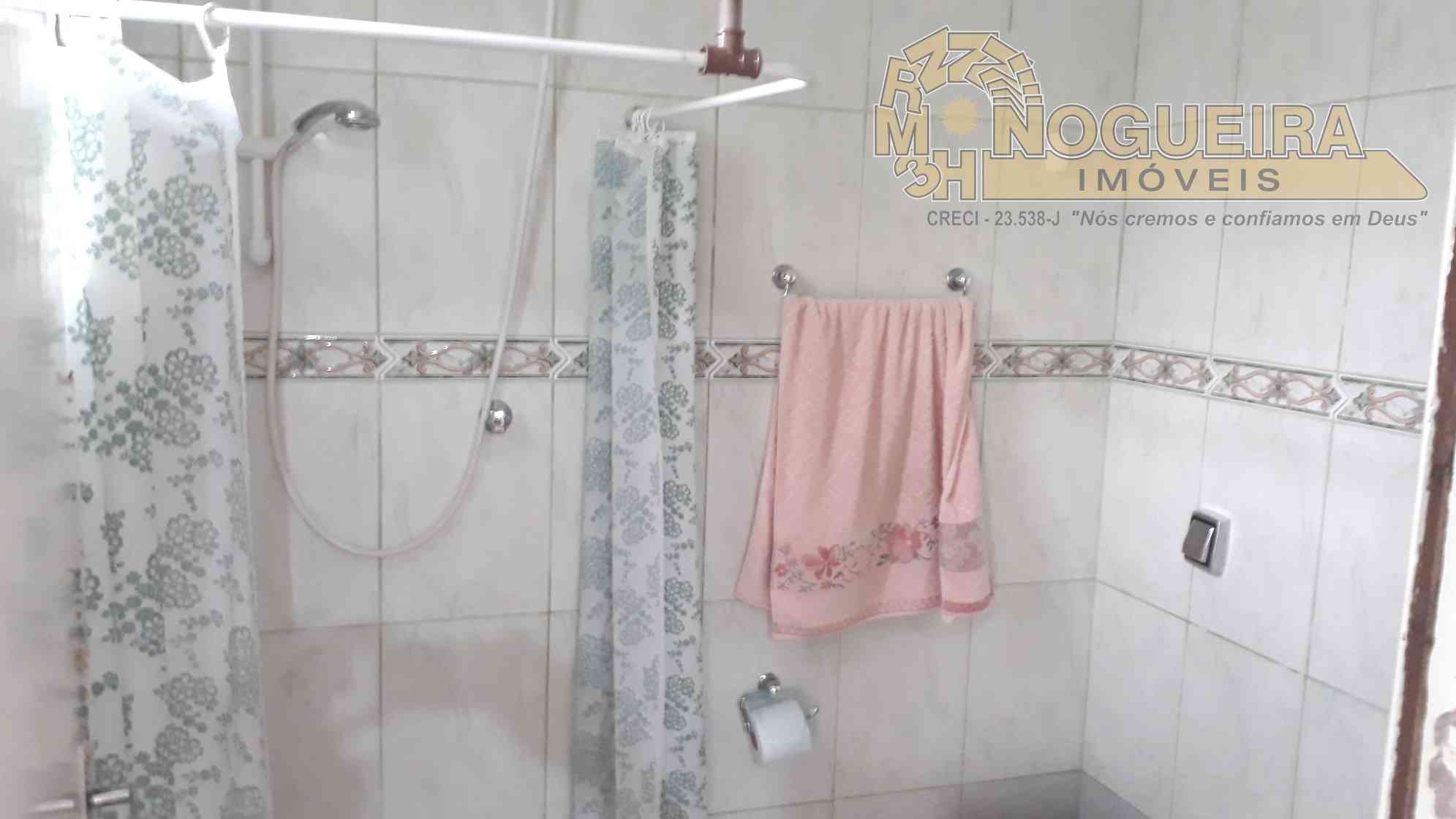 Casa térrea no bairro Macedo ref. 4022-4