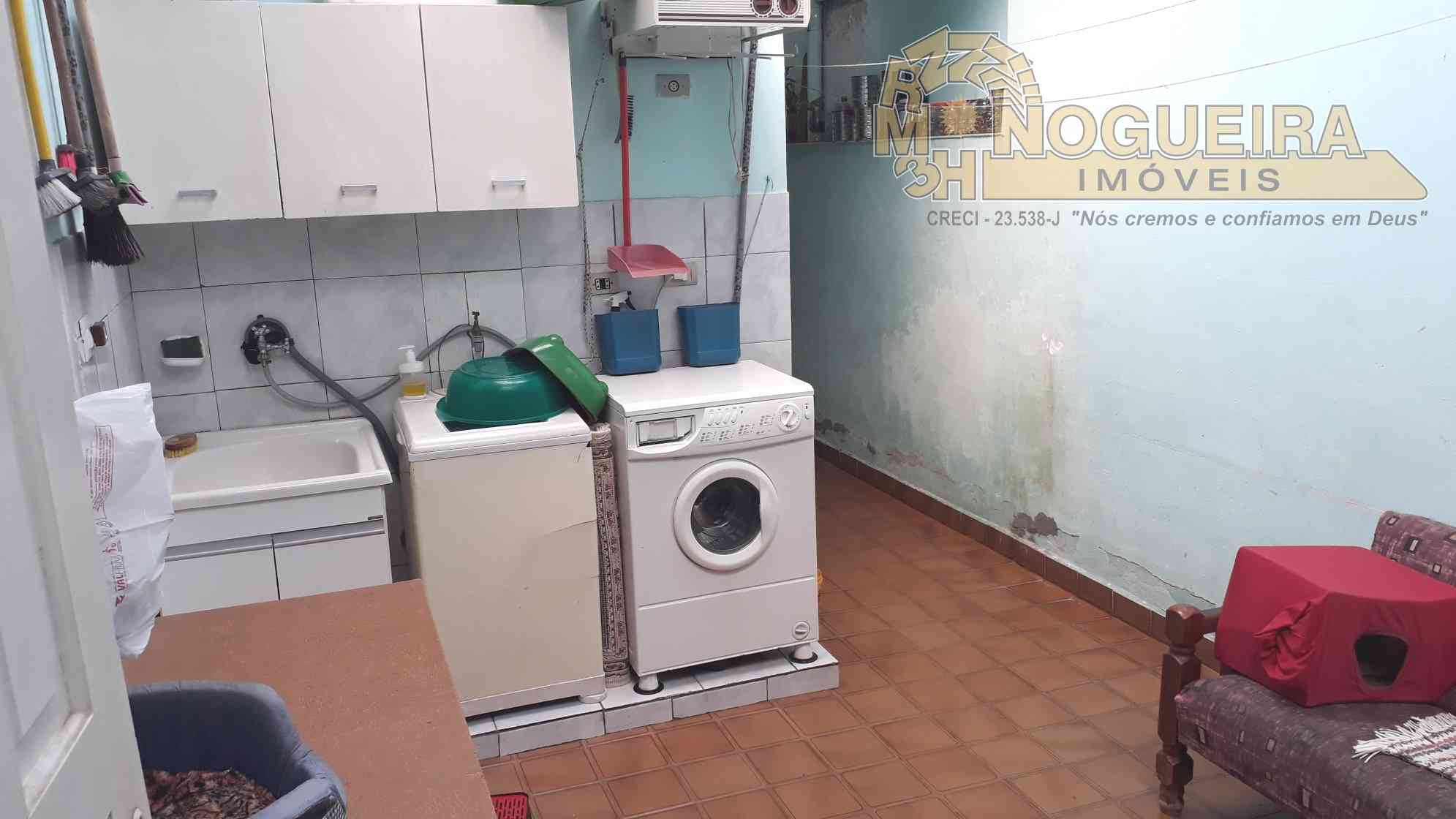 Casa térrea no bairro Macedo ref. 4022-4