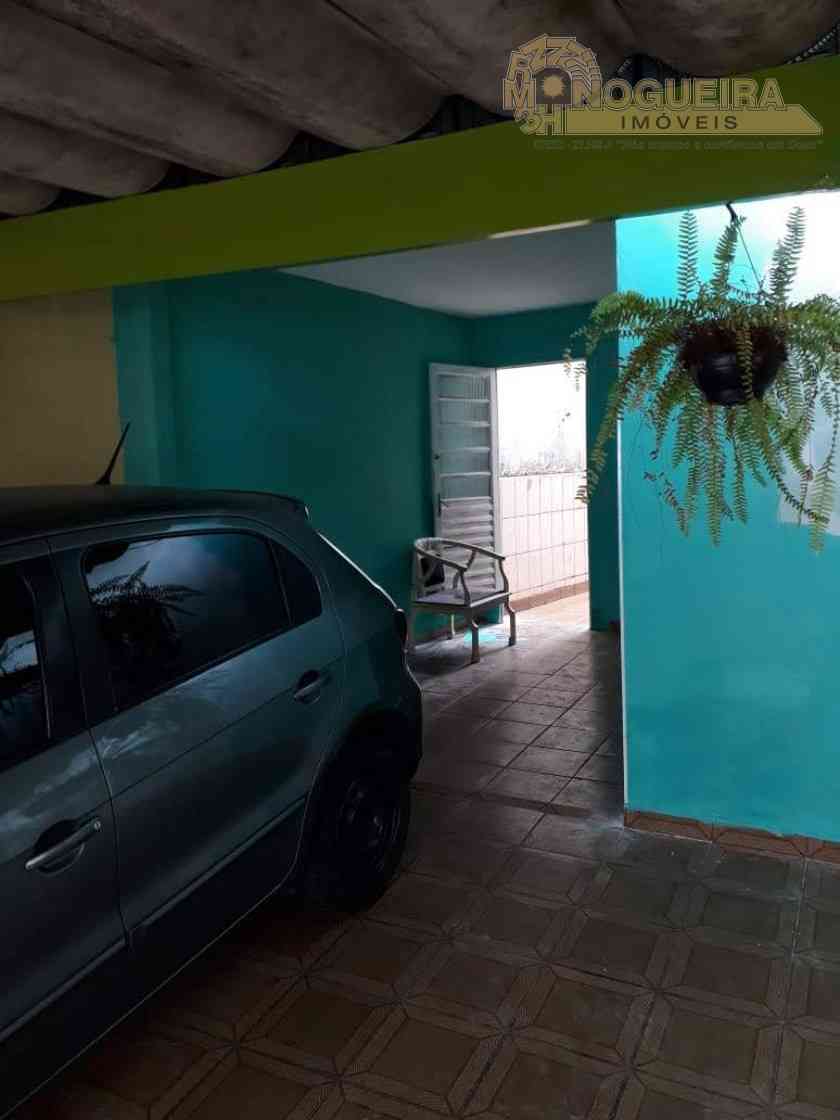 Sobrado com 02 casas - Jardim santa Clara