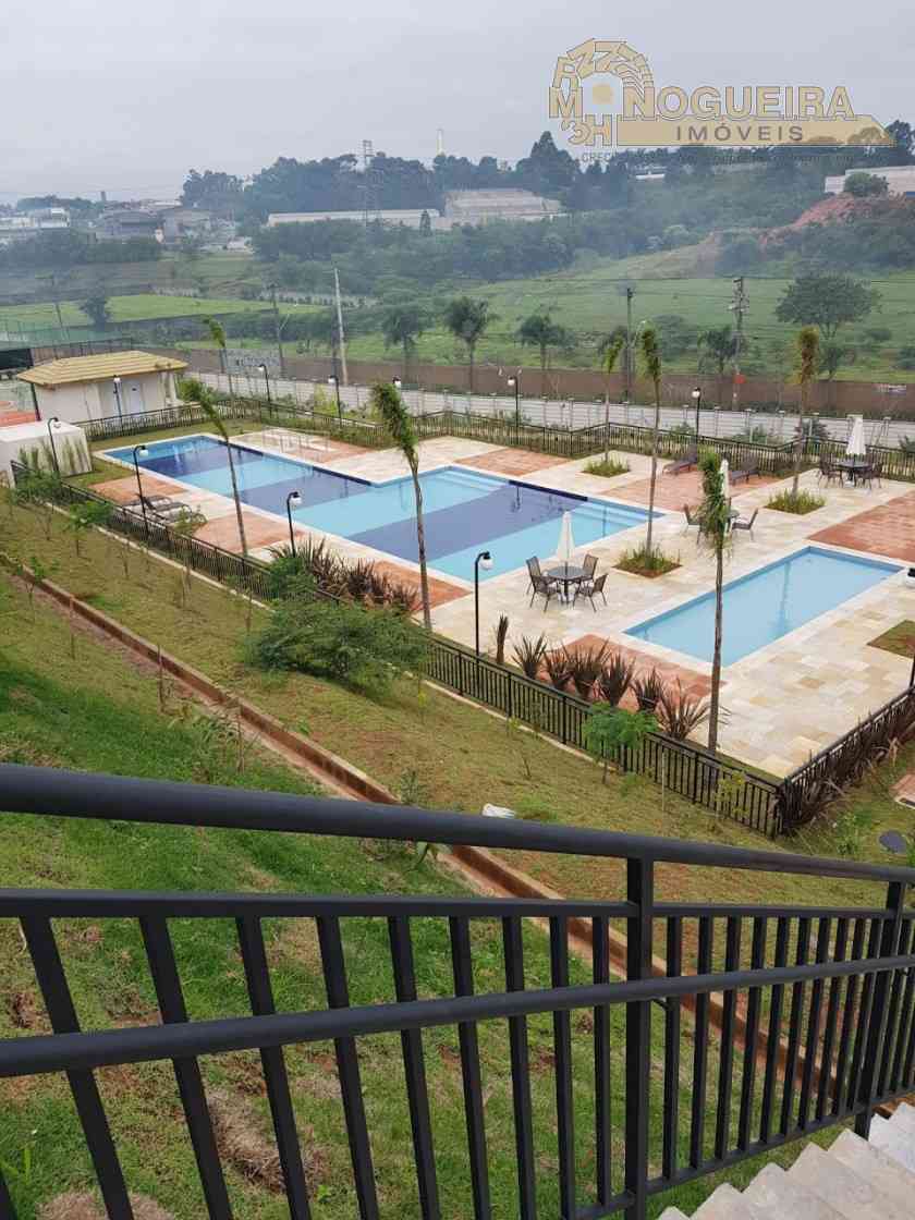 Sobrado condominio Villa Alegre - Agua Chata